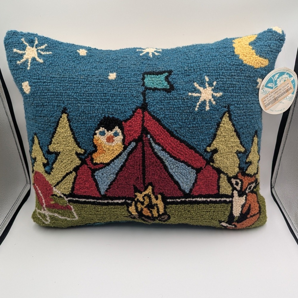 Peking Handicraft Camping Wool Hook Pillow Blue Red Suzanne Nicoll NWT Deadstock